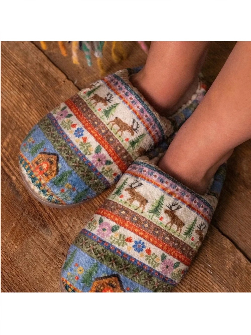NATURAL LIFE Blue Multicolor Cabin & Moose Pattern Cozy Slippers